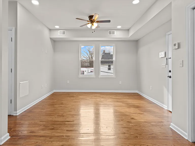 178 Union Ave — Photo 23
