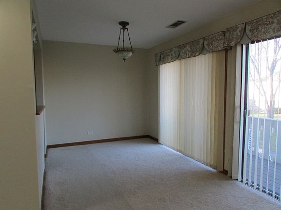 5th image of 1054 Driftwood Ct