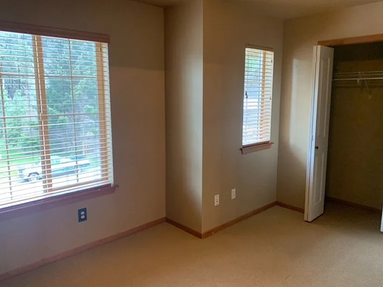 205 Sagebrook Ln — Photo 10