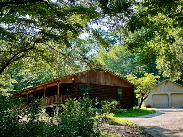 677 Ryo Mountain Loop SE, Fairmount, GA 30139