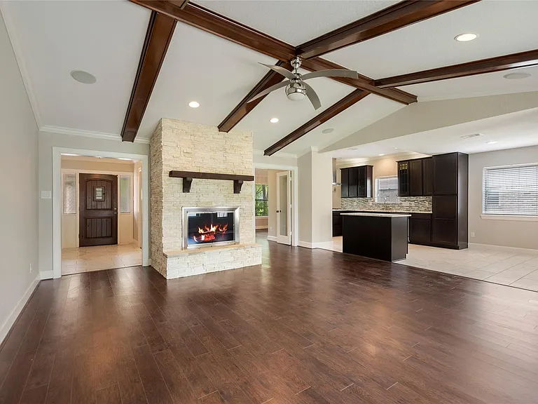 4023 Bayou Grove Dr — Photo 14