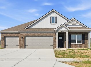 222 Heritage Pass W, Greenfield, IN 46140
