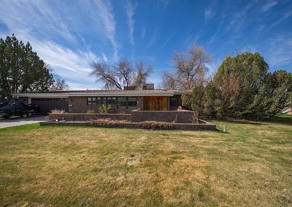 1st image of 1304 Circle Road