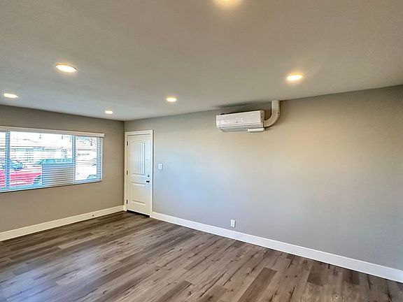 3rd image of 5852 Santa Barbara Ave APT D