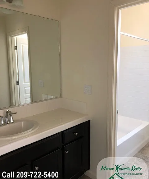 160 Barker Ln — Photo 8