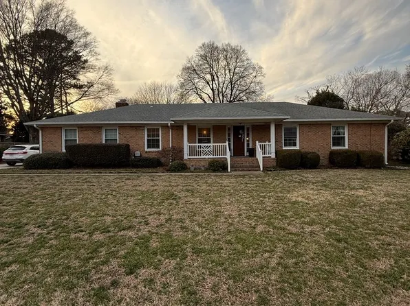 1437 Ashley Dr, Virginia Beach, VA 23454