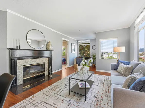 535 Pierce St APT 5203, Albany, CA 94706