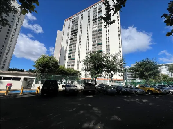 650 Sergio Cuevas St APT 1013, San Juan, PR 00918