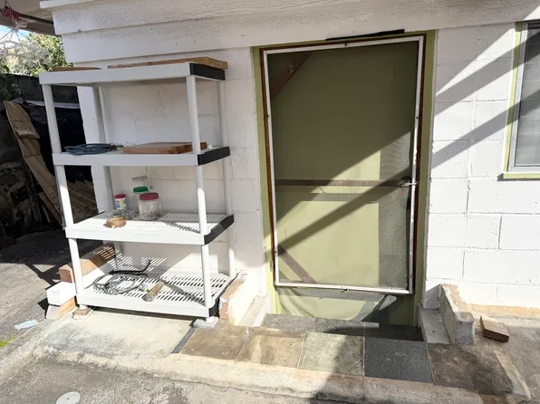 (undisclosed Address), Honolulu, HI 96817