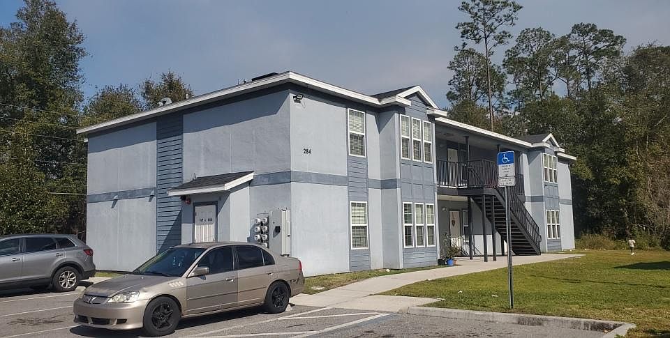 1st image of 284 Gardner Ln