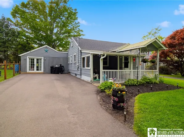 256 Hillcrest Ave, Lakewood, NY 14750