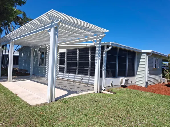 3017 Five Iron Drive, Port St Lucie, FL 34952