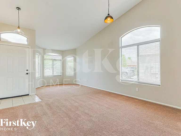 34841 N Karan Swiss Cir — Photo 3