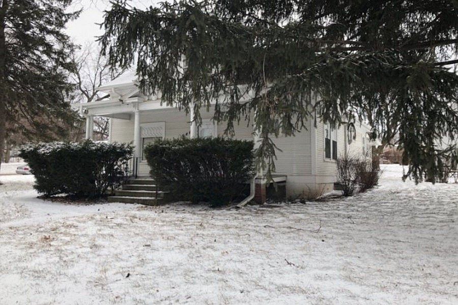 2nd image of 646 S Washington St