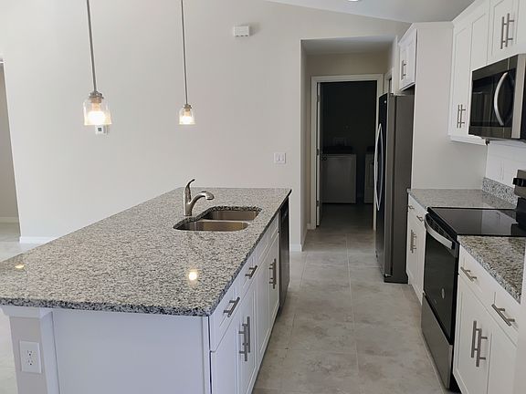 2nd image of 808 NW 9th St