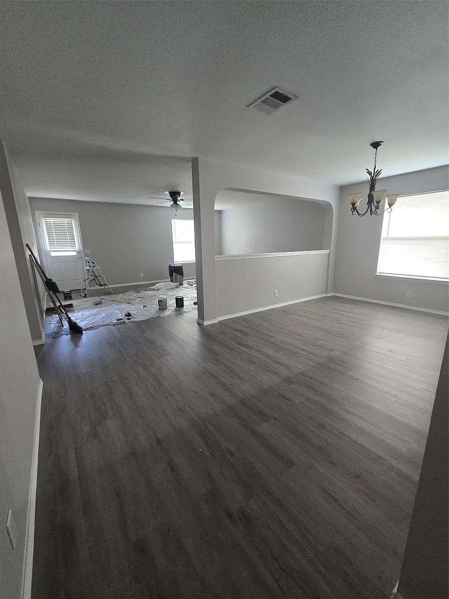 Building Photo - 217 Tolcarne Dr