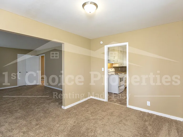 405 Cheri Ln — Photo 9