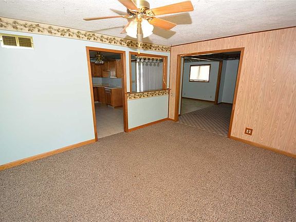 3rd image of 406 W 12th St