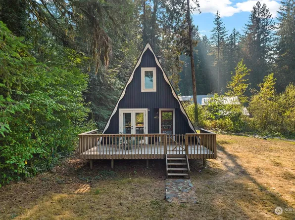 6972 Baker Cir, Glacier, WA 98244