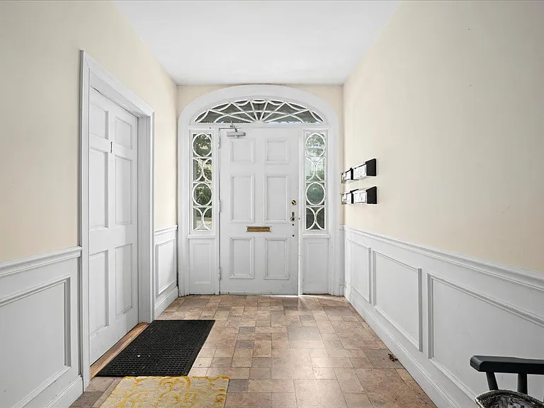 36 Cedar St #2 — Photo 17
