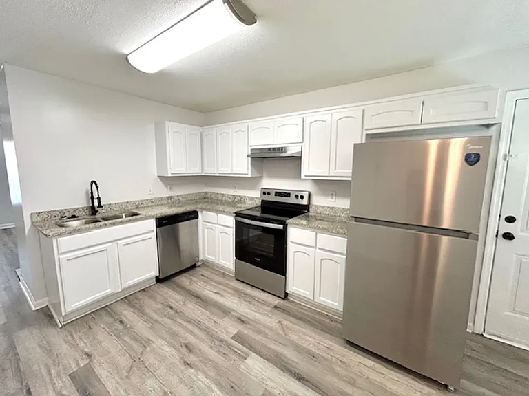 112 Lazy Willow Way — Photo 5