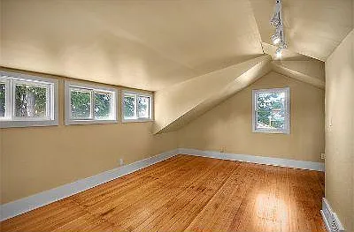 5400 1st Ave NE — Photo 13