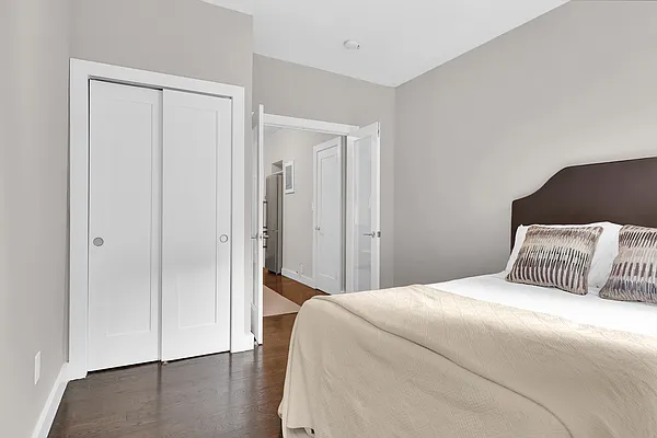 Rented by Cooper & Cooper Real Estate | media 32