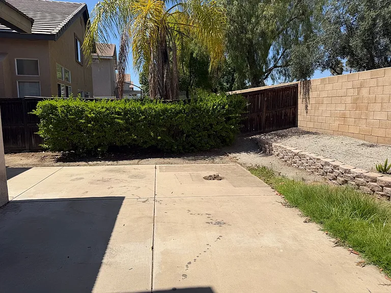 7622 Canberra Way — Photo 13