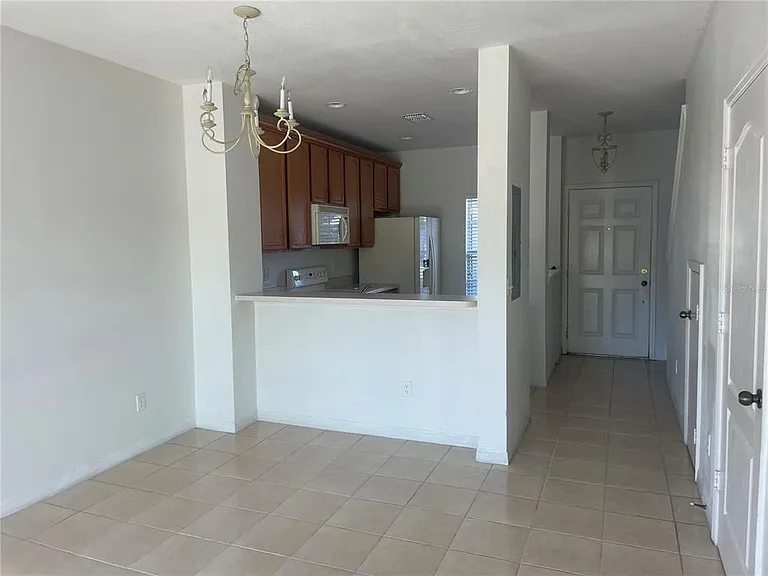 Savannah Wood Dr — Photo 5