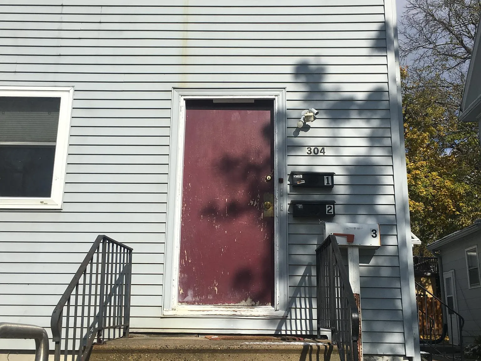 6 bed, 2800 sqft, $3,750 — Photo 1