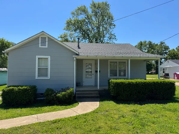 908 W Myrtle St, Cuba, MO 65453