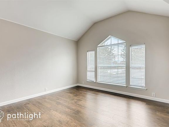 5th image of 1031 Abigail Dr
