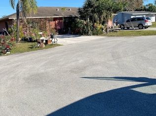 26251 Sherwood Ln, Bonita Springs, FL 34135