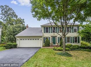 9602 Lake Mist Ct, Fairfax Station, VA 22039