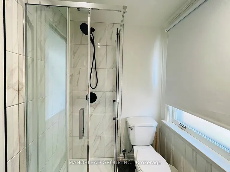 10 Greenyards Dr — Photo 23