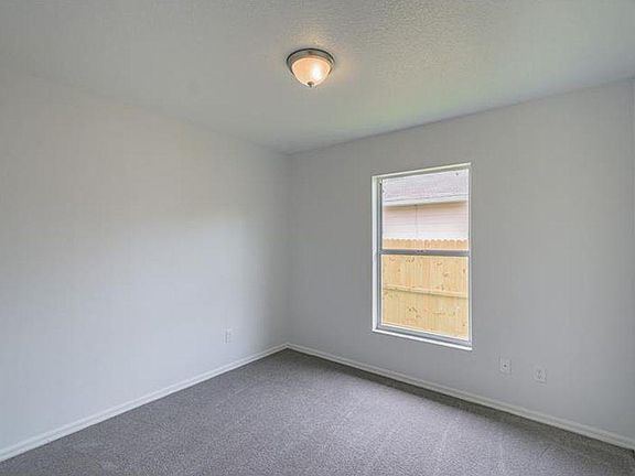 3rd image of 2603 E 10th Ave