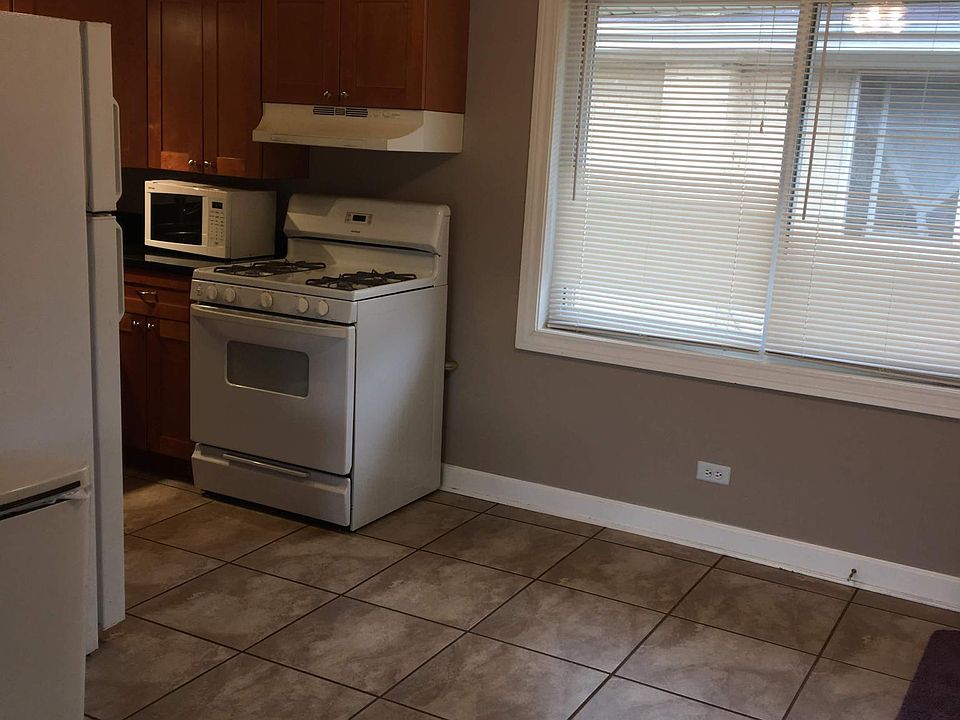 Kitchen, Dining 