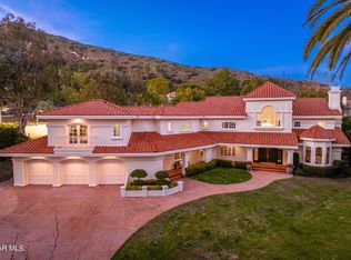 3828 Castle View Dr, Agoura Hills, CA 91301