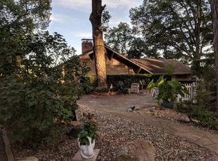 20999 Walnut Hill Rd, Danville, IL 61834