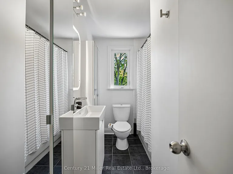 1583 Blanefield Rd — Photo 22