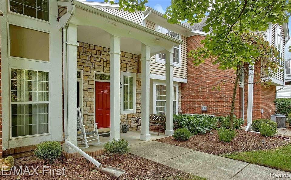 1st image of 44829 Marigold Dr