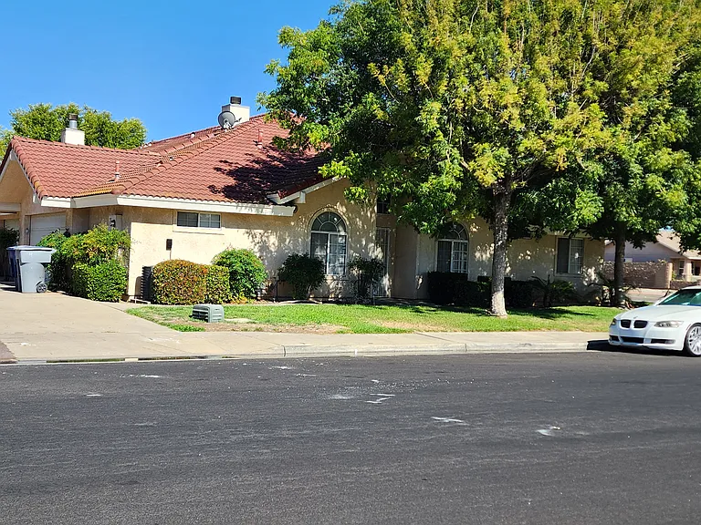 3195 Whittier Ave #103 — Photo 10