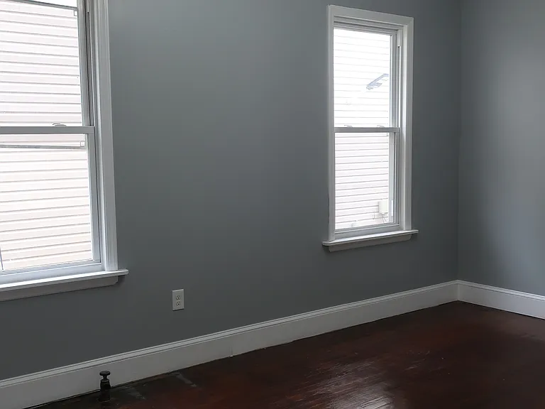 69 Cedar Ave #1 — Photo 4