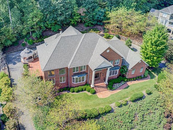 4th image of 6764 Hidden Woods Dr
