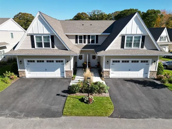 63 Tourjee Ln, North Kingstown, RI 02852
