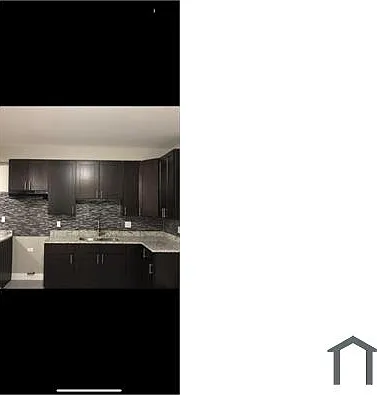 4 bed, 2000 sqft, $2,000 — Photo 2