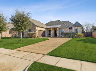 1132 Warbler Dr, Forney, TX 75126