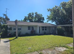 89 Ford Ave, Labelle, FL 33935