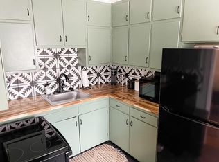 21 Berkley Pl #1, Savannah, GA 31405