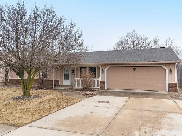 4135 Coventry Ln, Fort Wayne, IN 46804